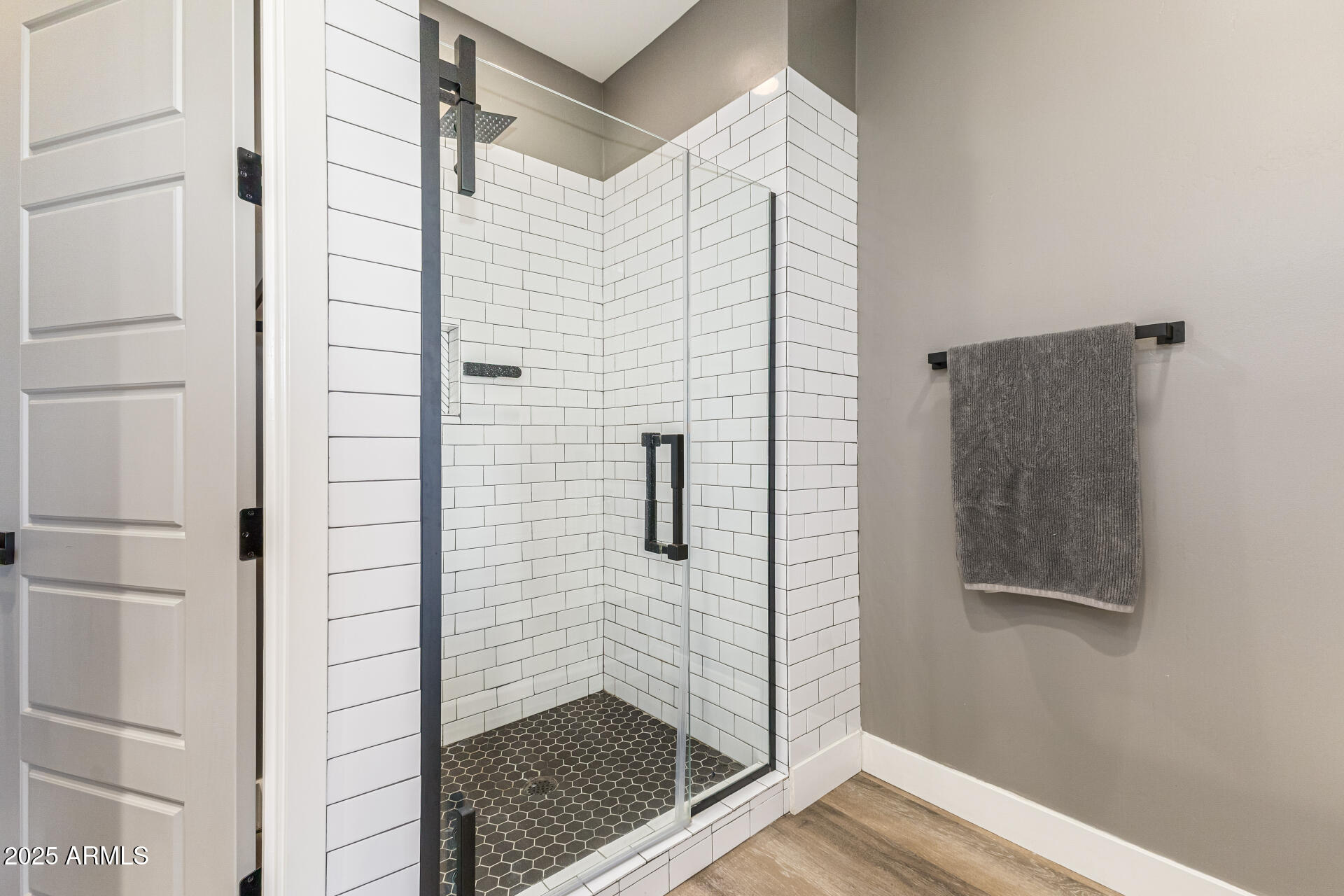 2315 East Pinchot Avenue, Unit 113 Phoenix, AZ 85016 - Photo 28 of 54 a bathroom with a shower