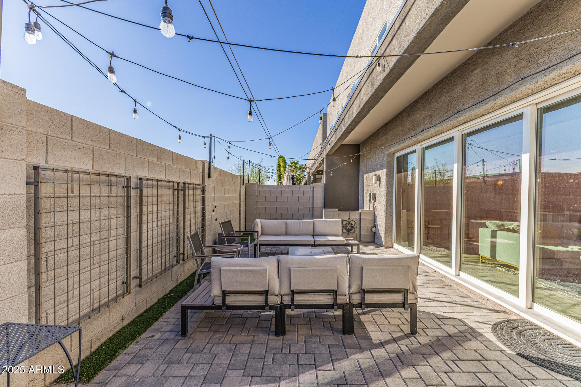 2315 East Pinchot Avenue, Unit 113 Phoenix, AZ 85016 - Photo 42 of 54 a outdoor space with lots of tables and chairs
