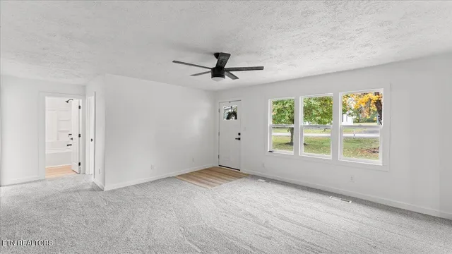 $309,000 | 326 Greenwood Circle, Madisonville, TN 37354