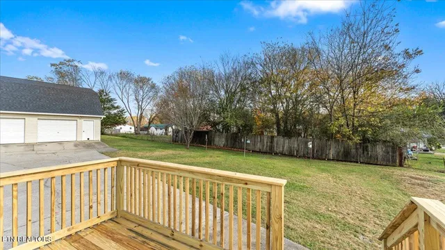 $309,000 | 326 Greenwood Circle, Madisonville, TN 37354