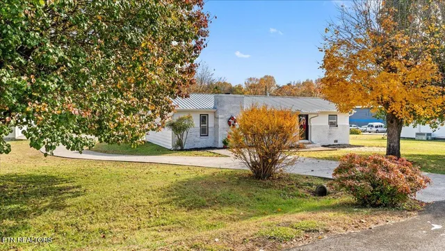 $309,000 | 326 Greenwood Circle, Madisonville, TN 37354