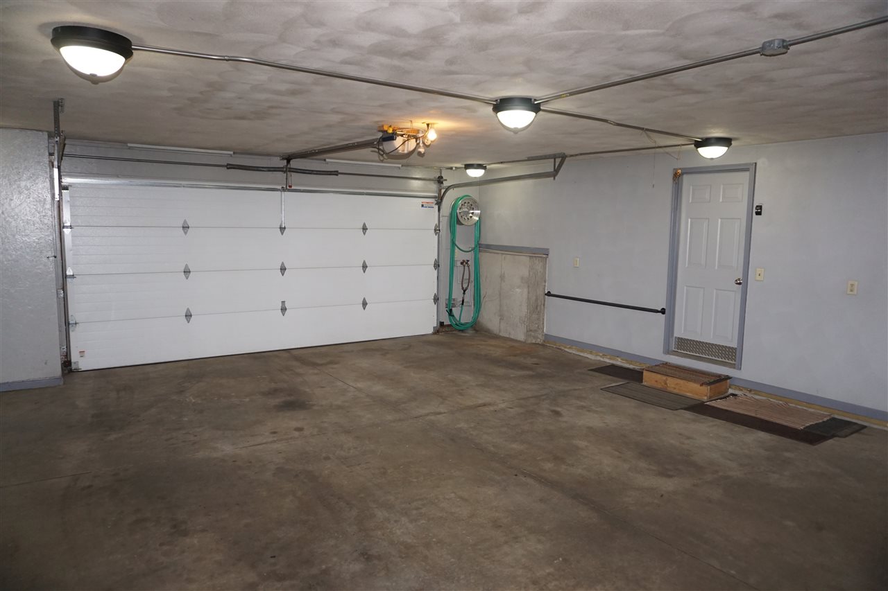 2104 Edge Rock Road Rockton, IL 61072 - Photo 18 of 24 Gallery Image 18