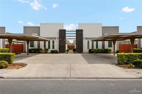 $1,200 | 1703 West Garrison Drive, Unit 1, Pharr, TX 78577