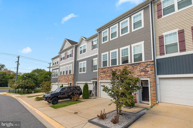 $520,000 | 1010 Tuscany Lane, Severn, MD 21144