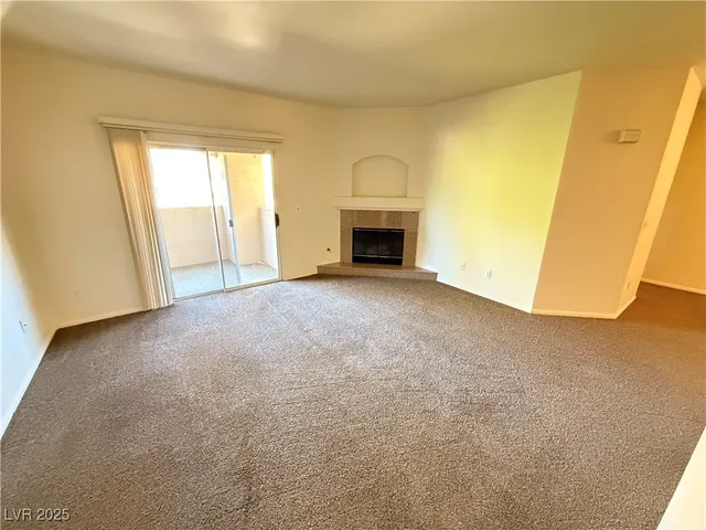$1,700 | 2050 West Warm Springs Road, Unit 3423, Henderson, NV 89014