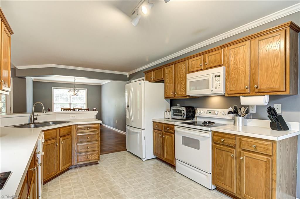 7987 Bartonshire Drive Oak Ridge, NC 27310 - Photo 14 of 30