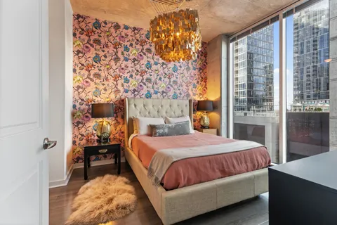 $899,000 | 301 Demonbreun Street, Unit 914, Nashville, TN 37201