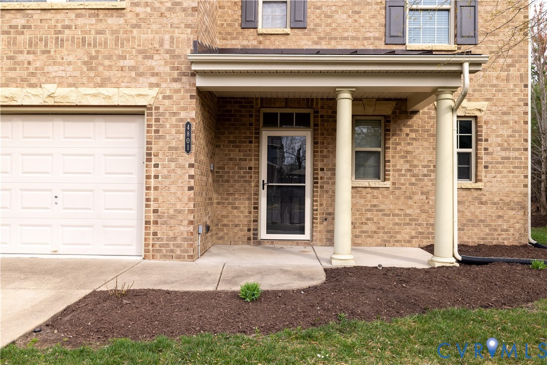 4801 Shellbark Court Glen Allen, VA 23059 - Photo 4 of 43