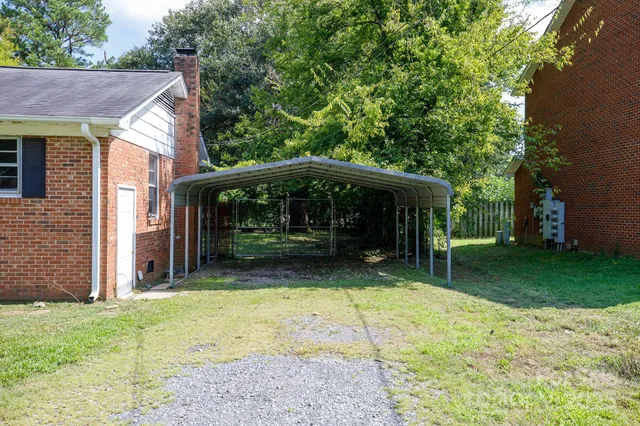 $230,000 | 1729 Fieldcrest Circle, Rock Hill, SC 29732