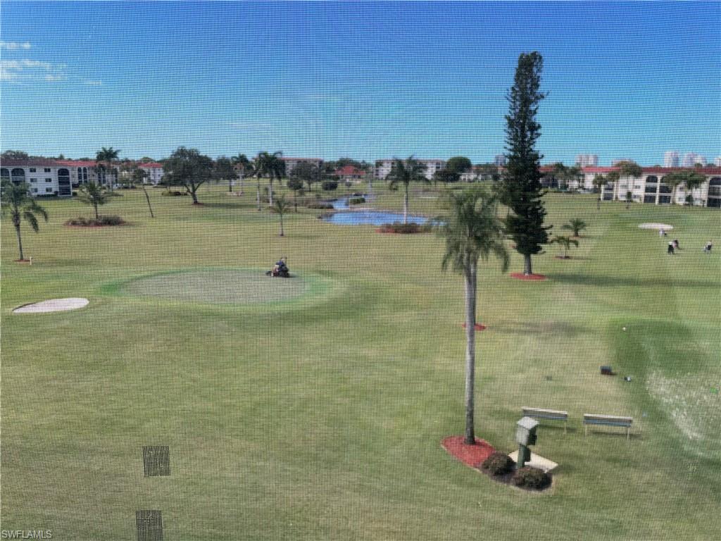 29 High Point Circle East, Unit 405 Naples, FL 34103 - Photo 2 of 2