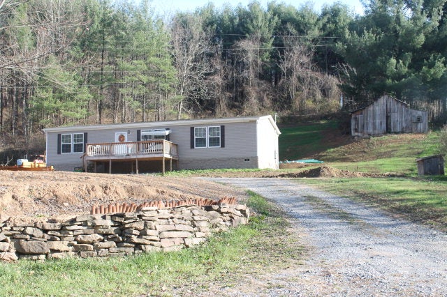 1776 Goodwins Chapel Road Princeton, WV 24739 - Photo 1 of 1 Gallery Image 1