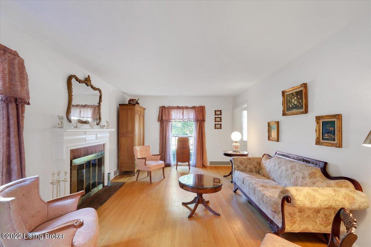 4621 Beaver Road Louisville, KY 40207 - Photo 10 of 50 16-4621 Beaver Rd-115