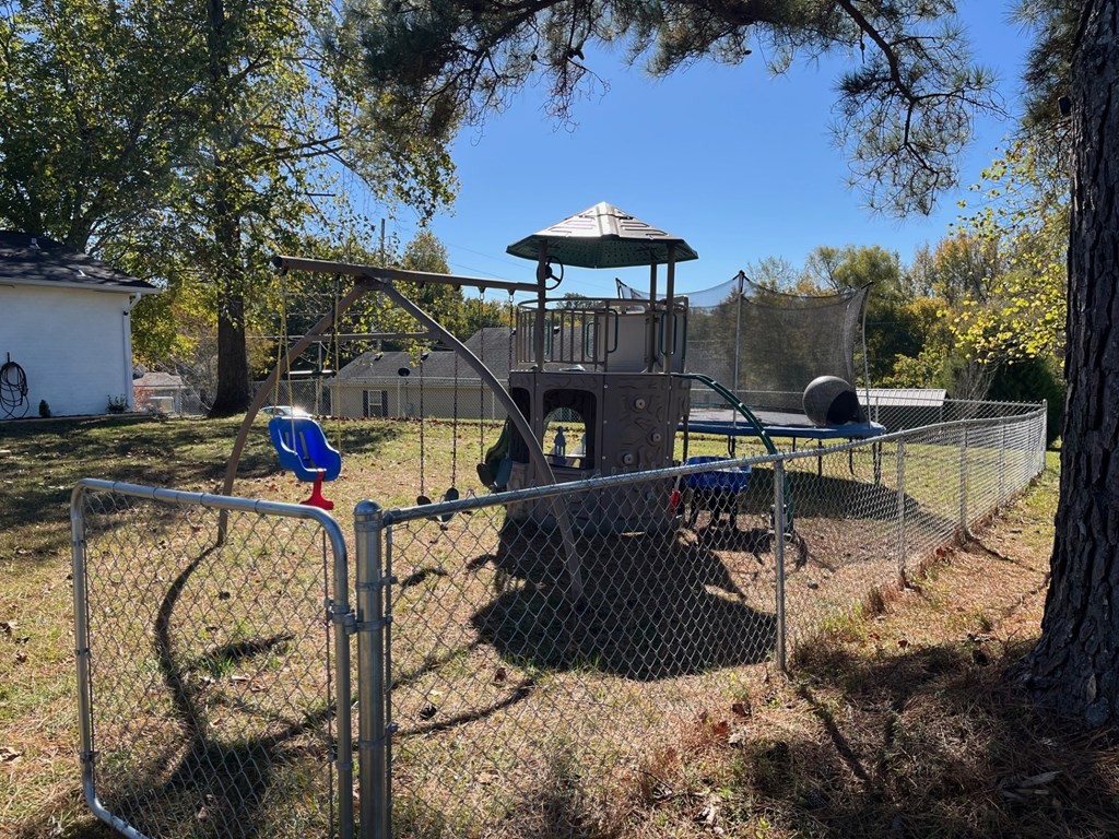 506 Lankford Road Paris, TN 38242 - Photo 21 of 23 a view of swimming pool with a patio