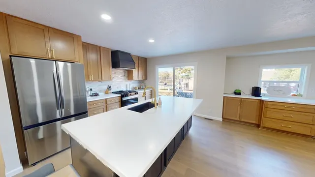 $329,000 | 506 Lankford Road, Paris, TN 38242