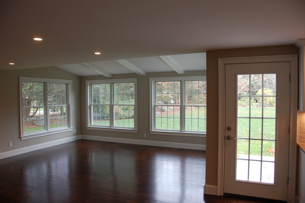 33 Sunset Road Weston, MA 02493 - Photo 14 of 30