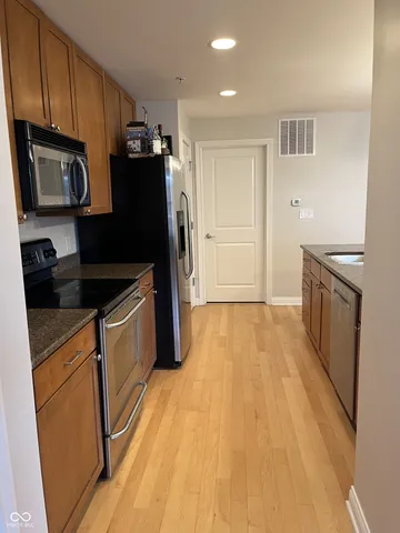 $305,000 | 350 North Meridian Street, Unit 603, Indianapolis, IN 46204