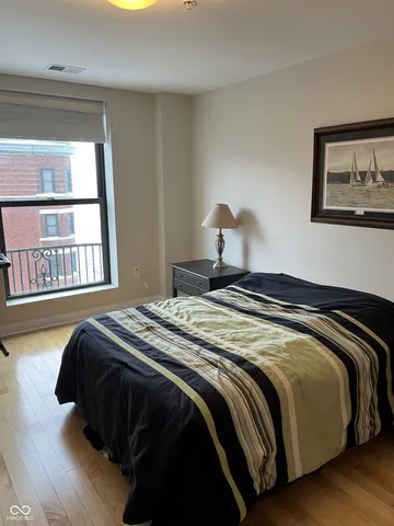 $305,000 | 350 North Meridian Street, Unit 603, Indianapolis, IN 46204