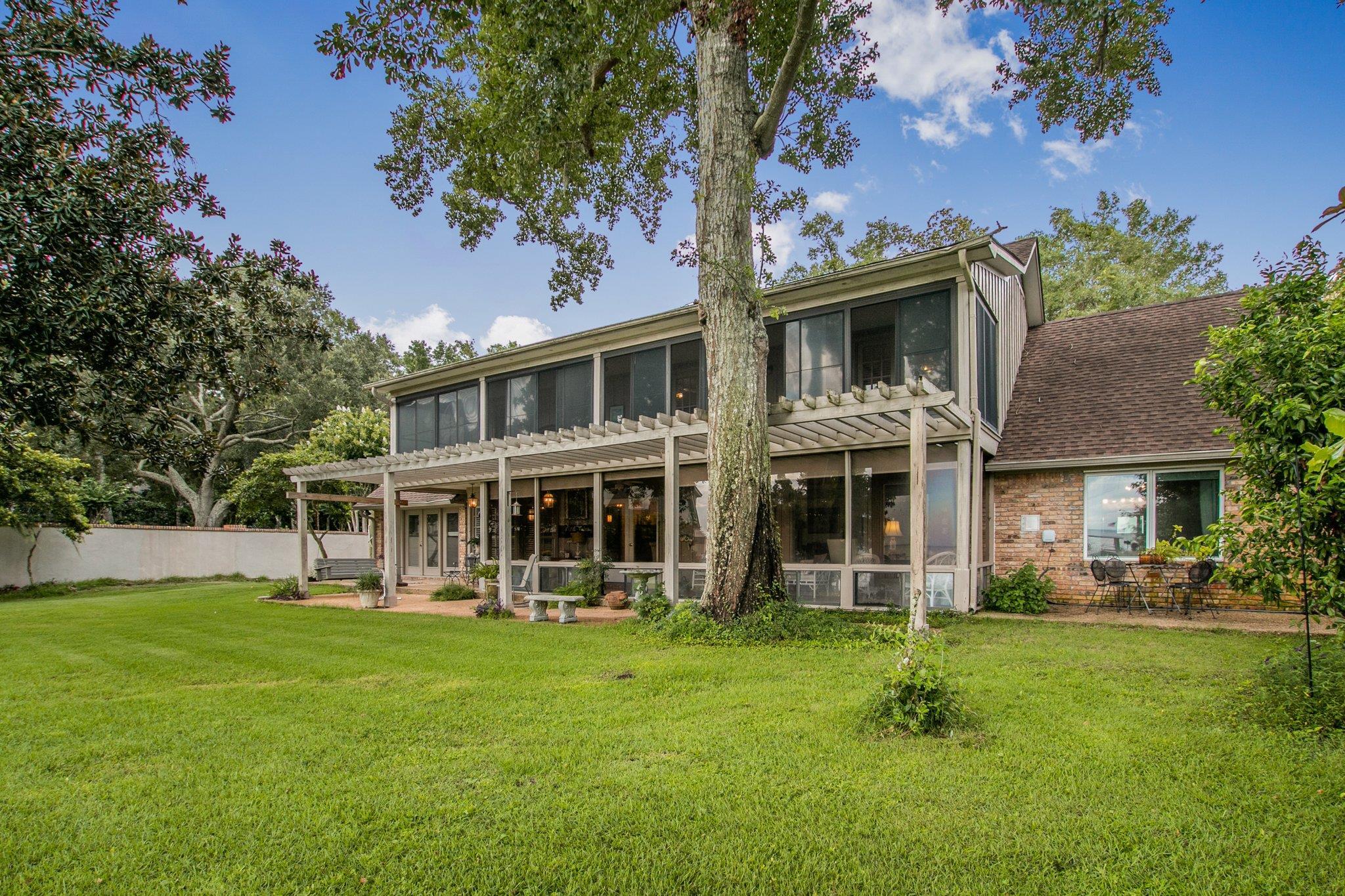 439 Village Drive Daphne, AL 36526 - Photo 11 of 48
