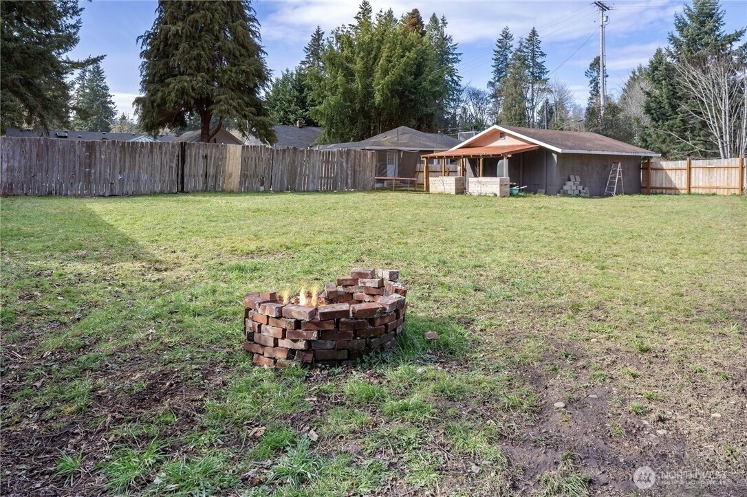 2641 Erlands Point Road Northwest Bremerton, WA 98312 - Photo 17 of 21 Gallery Image 17