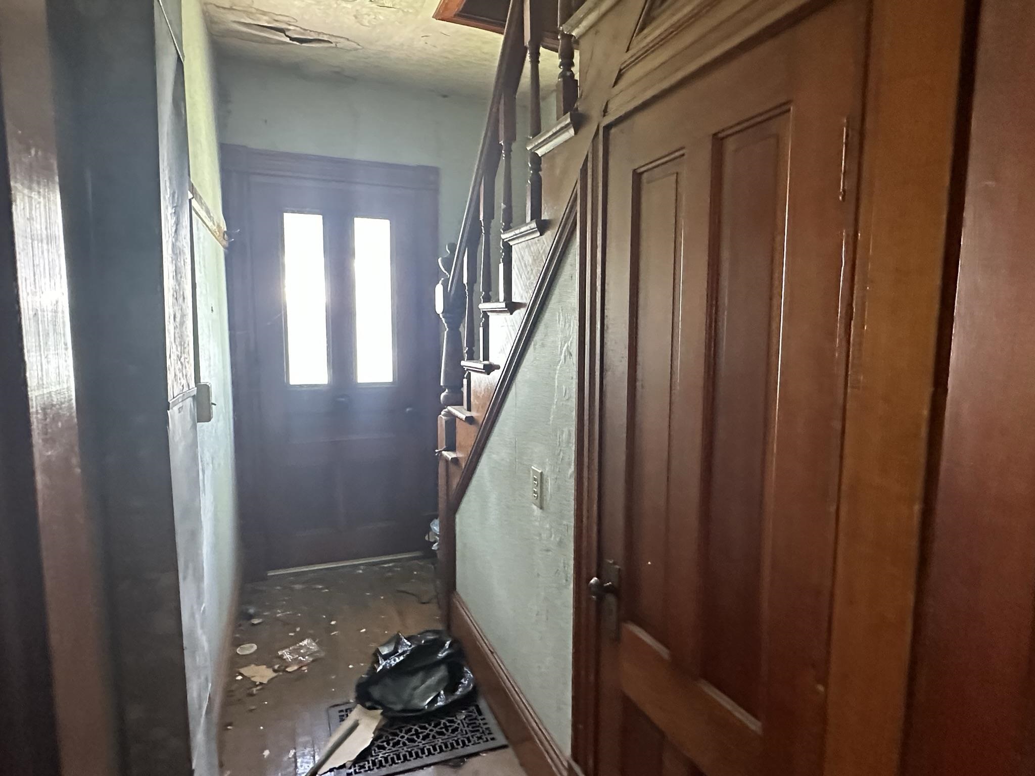 118 Church Street Hardwick, VT 05843 - Photo 3 of 36