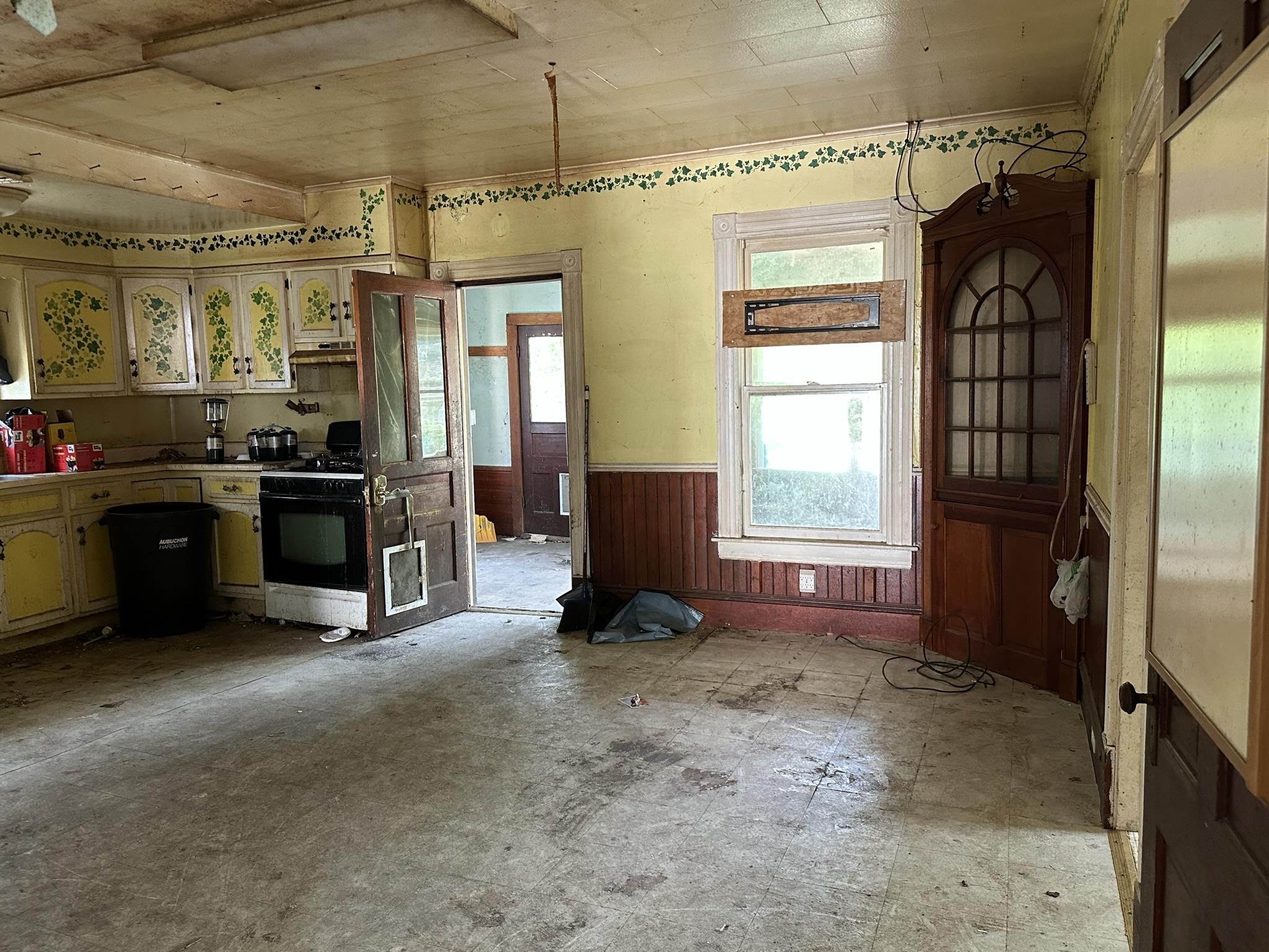 118 Church Street Hardwick, VT 05843 - Photo 31 of 36