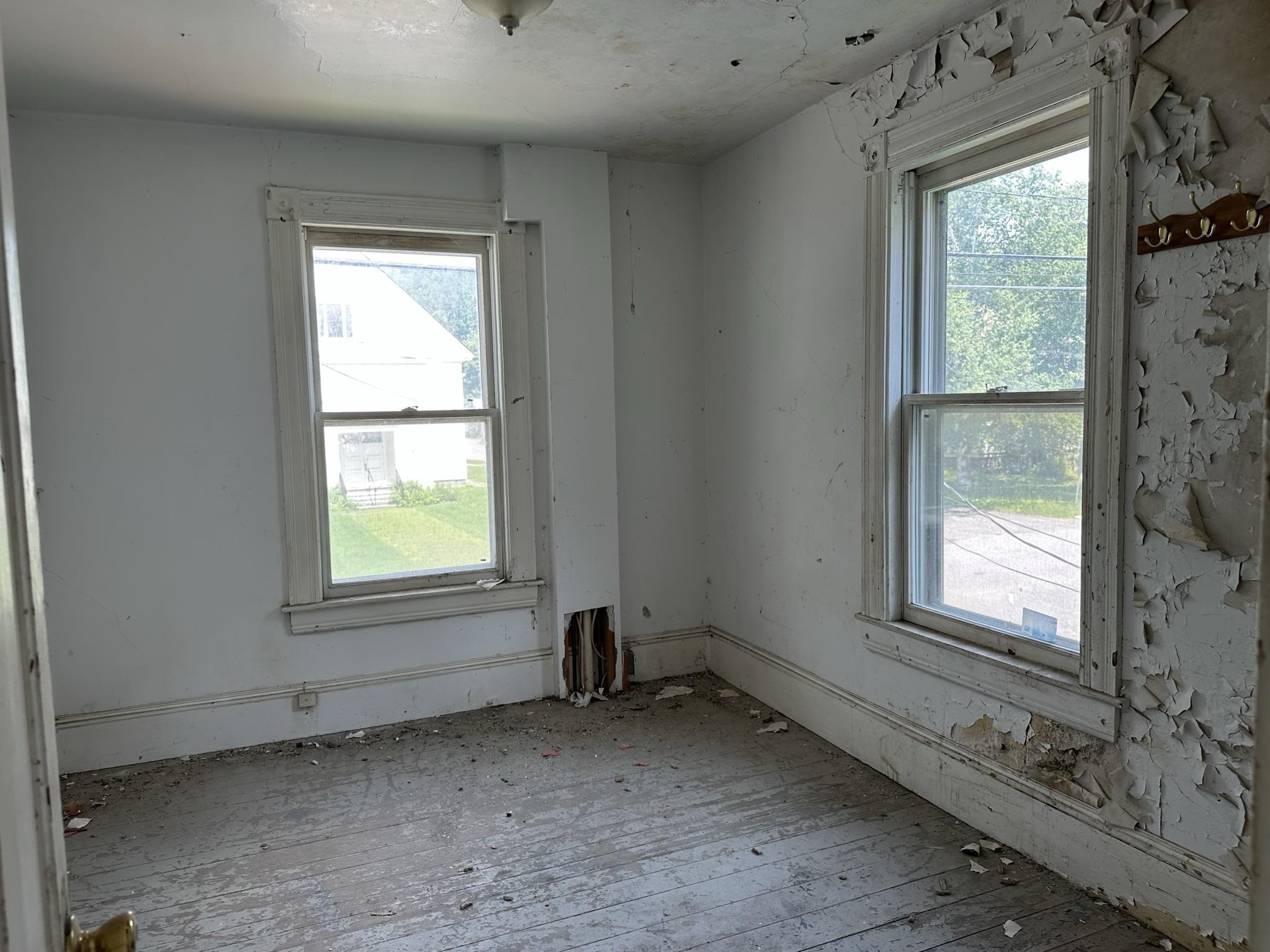 118 Church Street Hardwick, VT 05843 - Photo 7 of 36