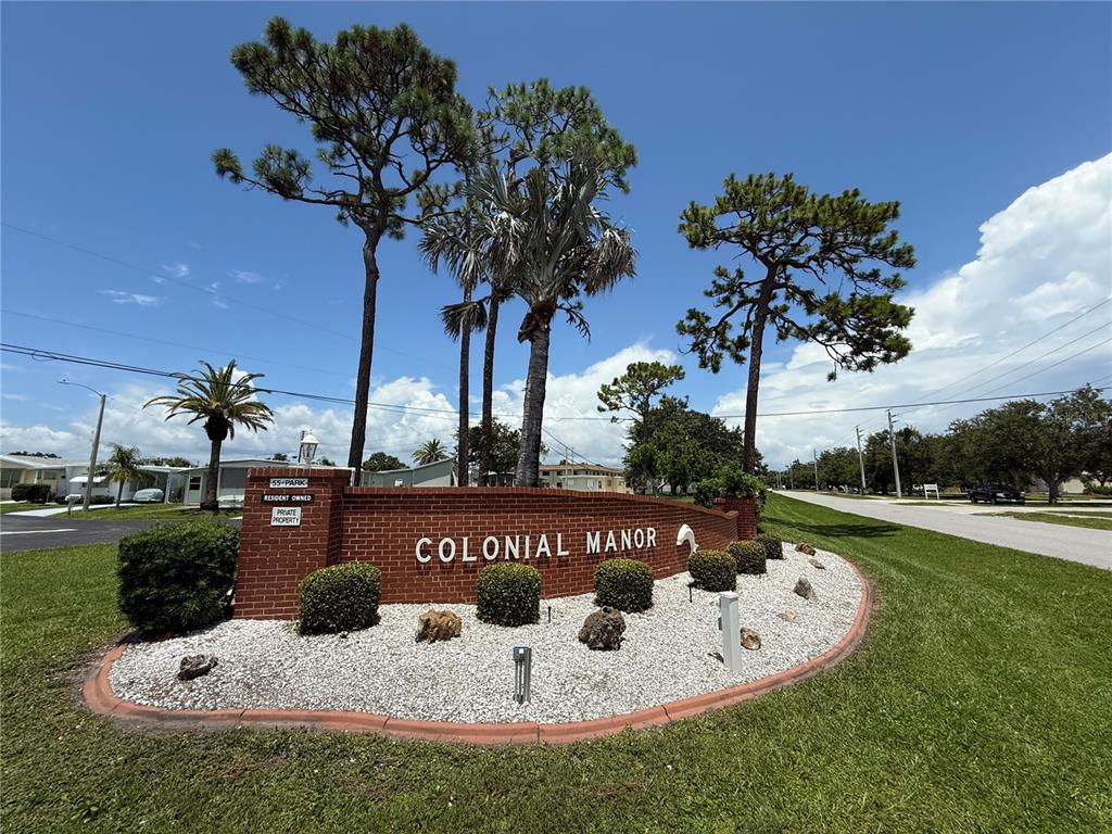 231 Inner Drive East Venice, FL 34285 - Photo 13 of 13 a view of a swimming pool with a table and chairs