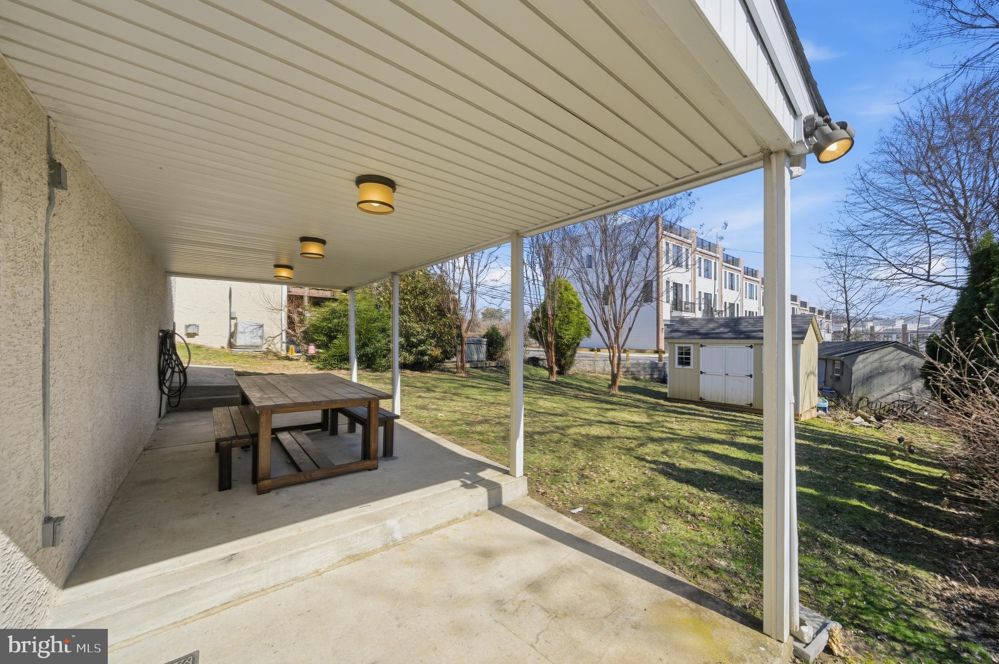 911 Righter Street Conshohocken, PA 19428 - Photo 21 of 24