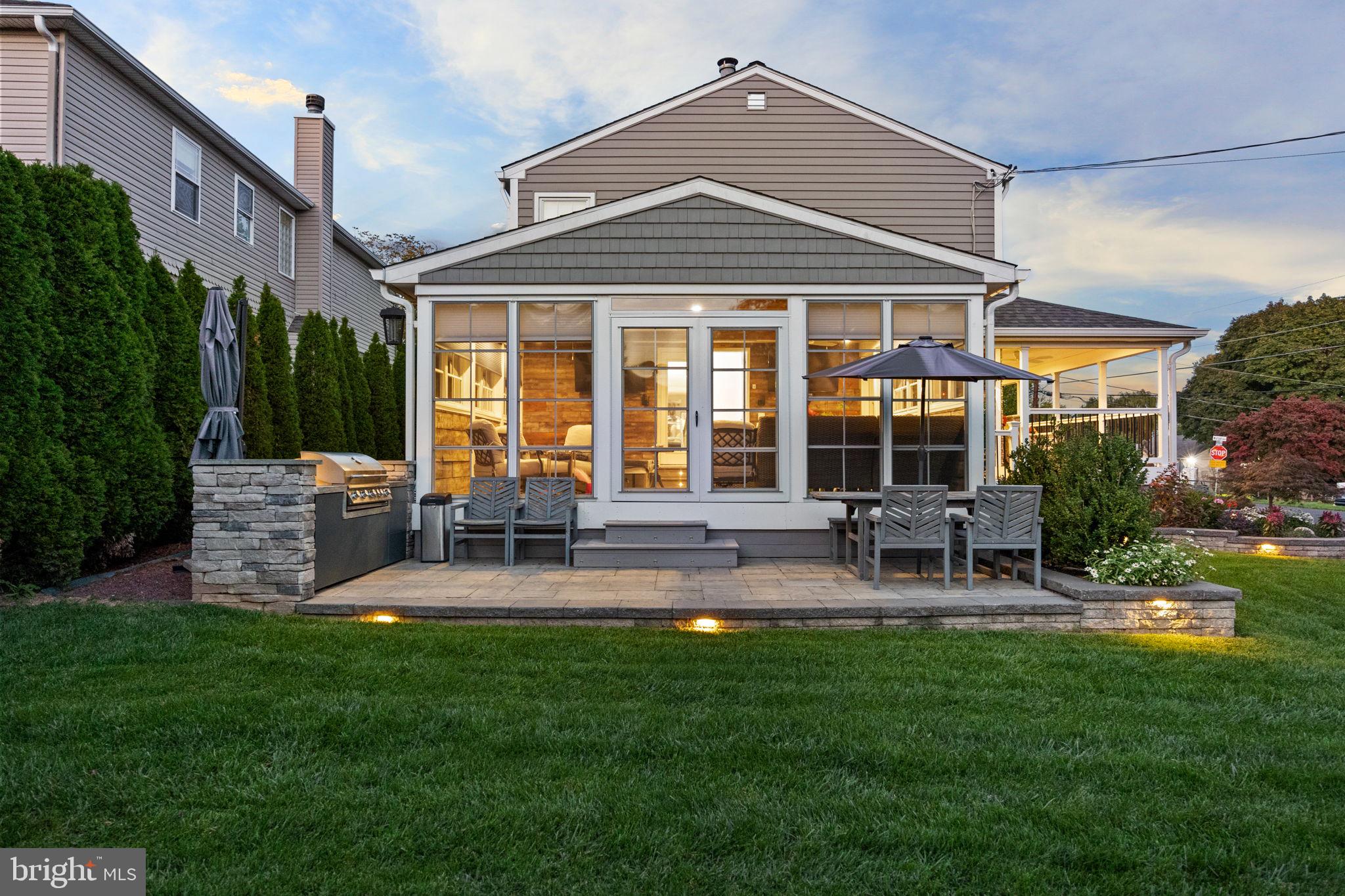 218 Pershing Avenue Horsham, PA 19044 - Photo 8 of 52