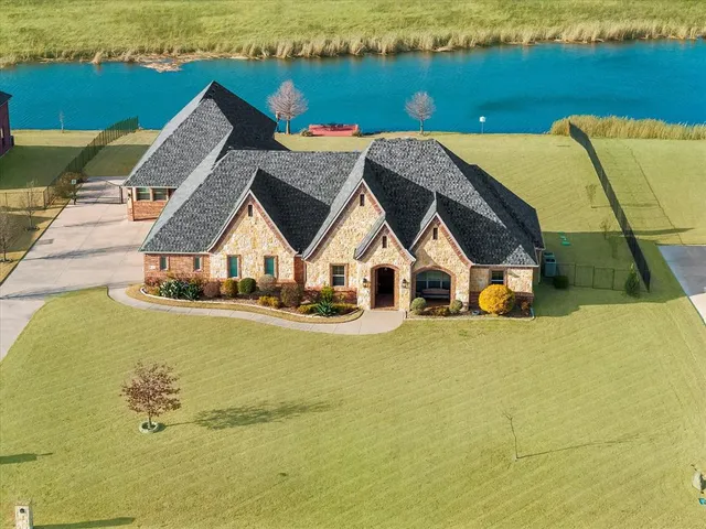 a view of a house with pool