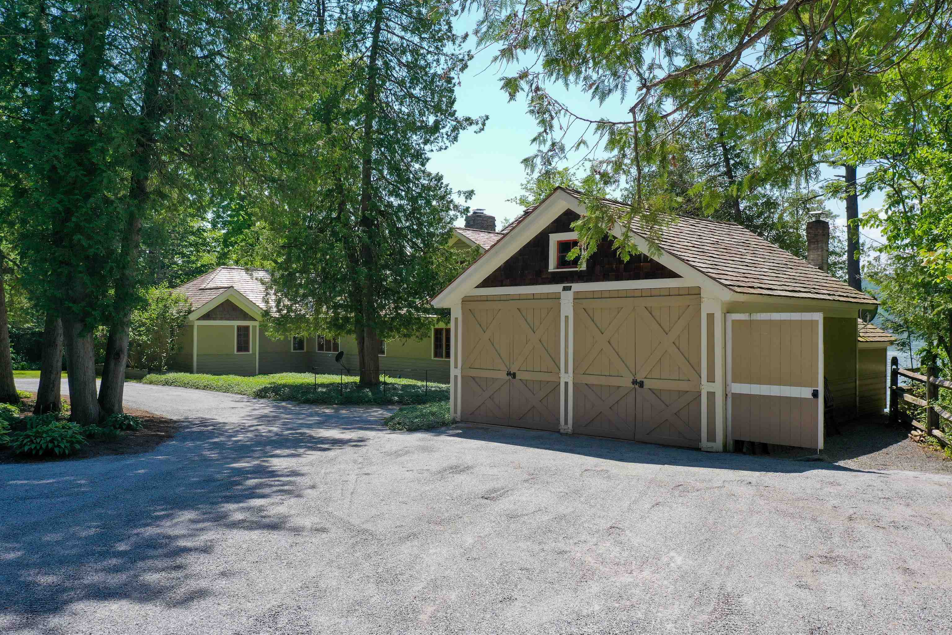 304 Thendara Road Ferrisburgh, VT 05491 - Photo 6 of 37