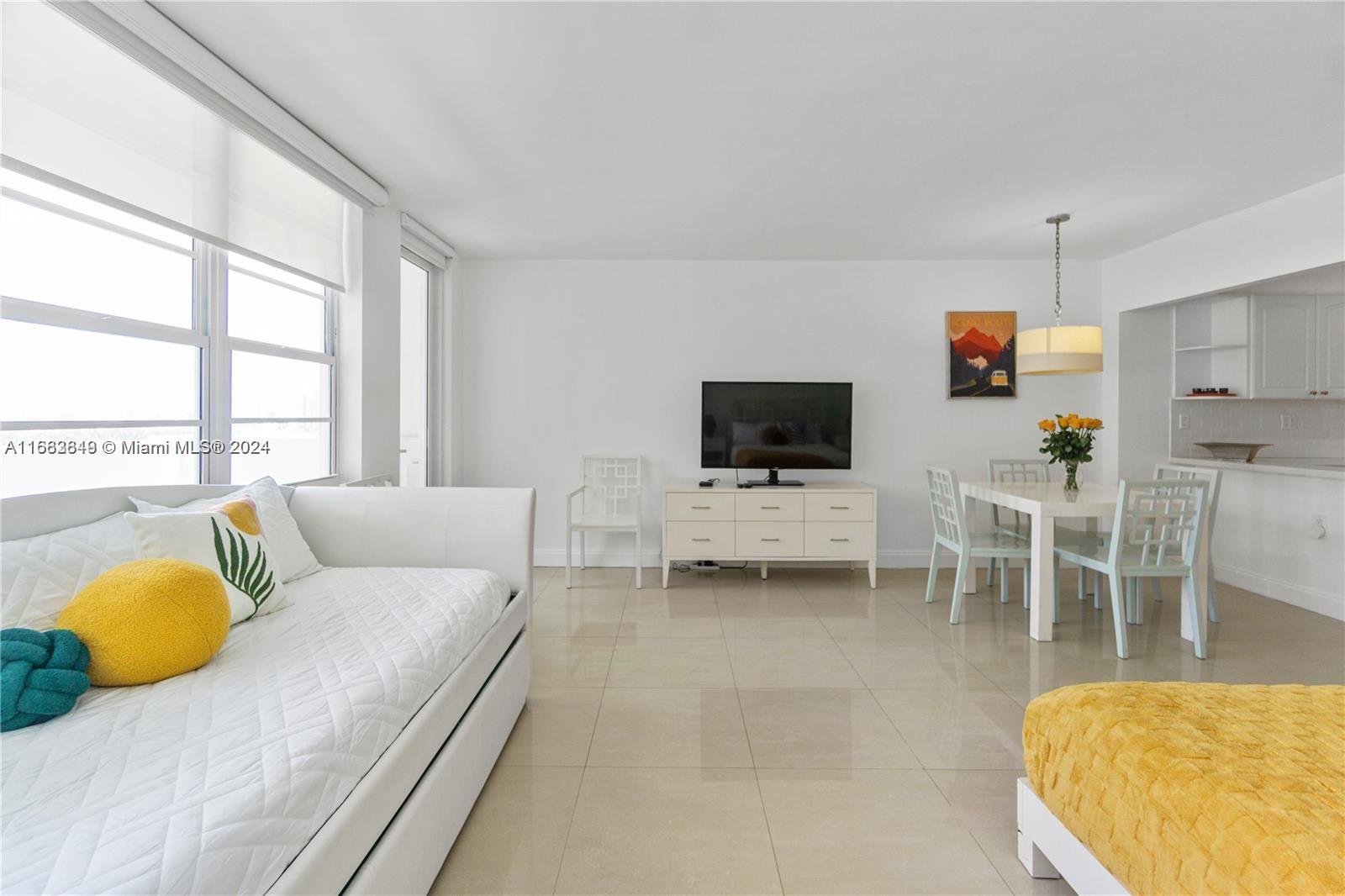 Miami Beach City Center Miami Beach, FL 33139 - Photo 2 of 18