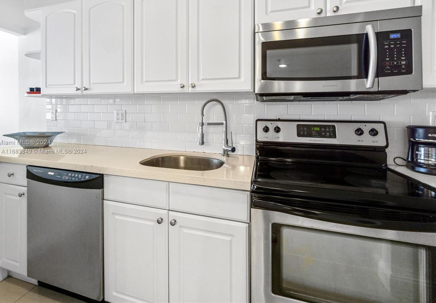 Miami Beach City Center Miami Beach, FL 33139 - Photo 5 of 18