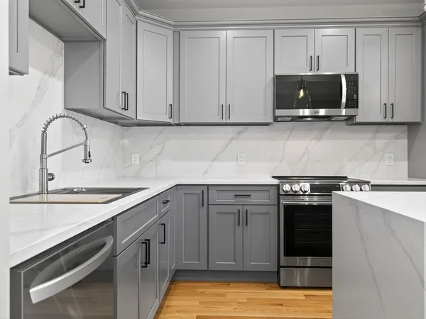 $679,000 | 60 Stanley Street, Unit 202, Boston, MA 02125