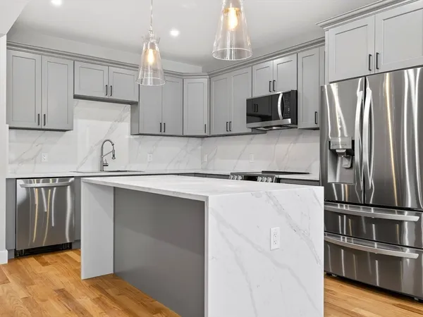 $679,000 | 60 Stanley Street, Unit 202, Boston, MA 02125