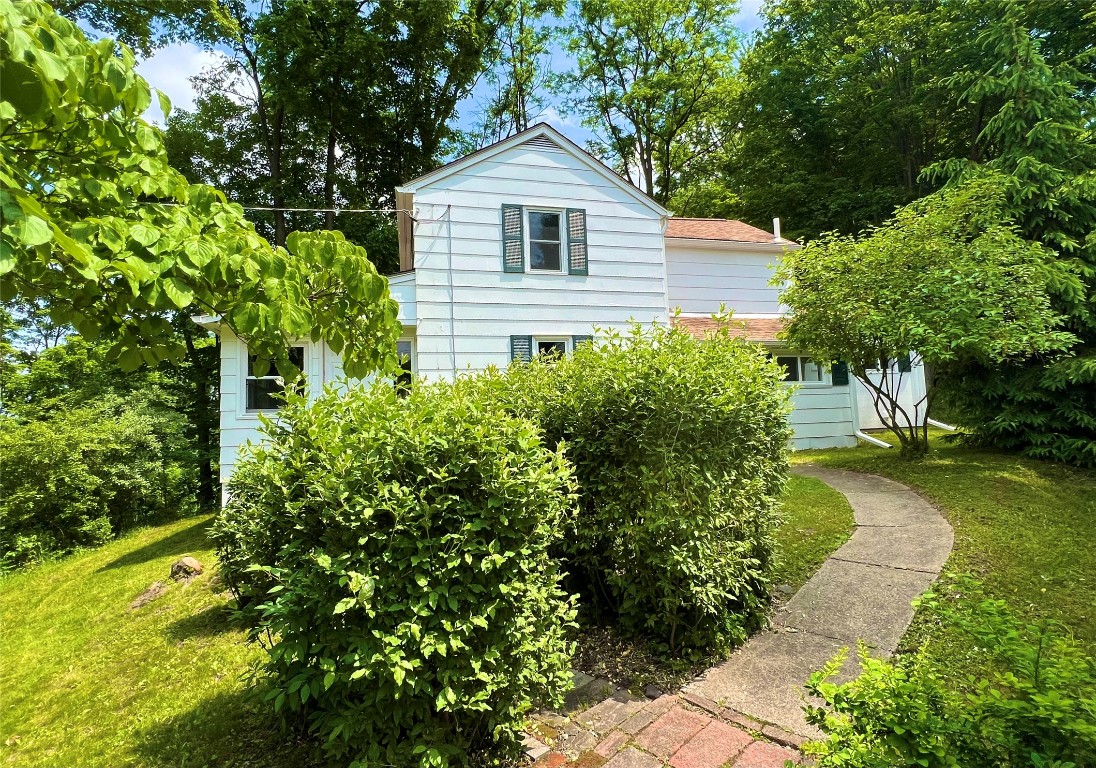 51 Decatur Street Binghamton, NY 13903 - Photo 2 of 42 Gallery Image 2