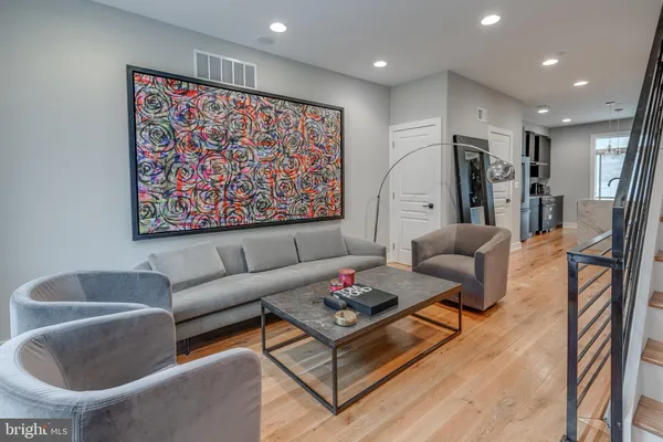 $4,500 | 2022 Kimball Street, Philadelphia, PA 19146