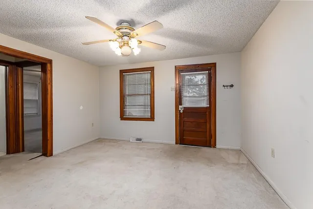 $169,500 | 32845 West 84th Street, De Soto, KS 66018