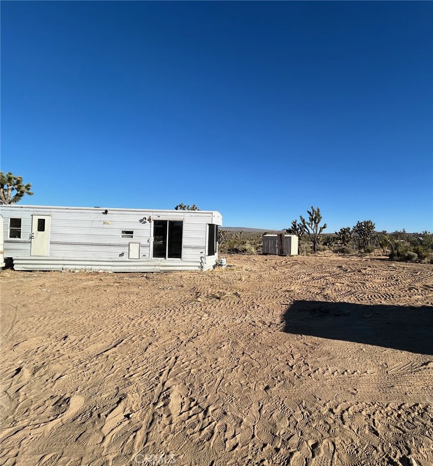 98202 Old Cima Ranch Road Nipton, CA 92364 - Photo 17 of 42 a view of ocean and a mountain
