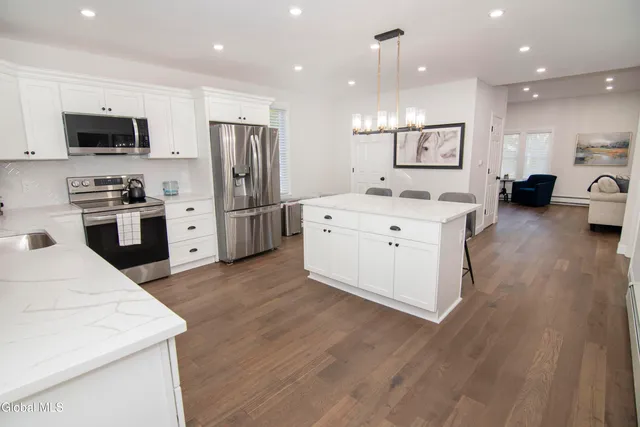 $3,500 | 4 Van Buren Street, Ballston Spa, NY 12020