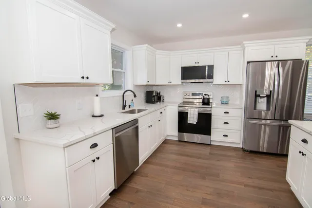 $3,500 | 4 Van Buren Street, Ballston Spa, NY 12020