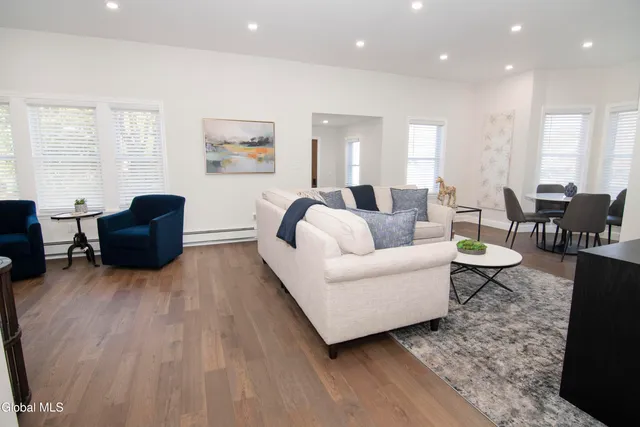 $3,500 | 4 Van Buren Street, Ballston Spa, NY 12020