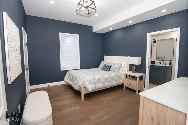 $3,500 | 4 Van Buren Street, Ballston Spa, NY 12020