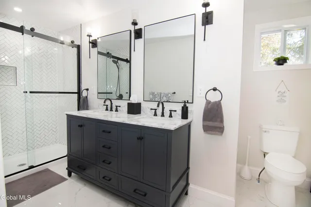 $3,500 | 4 Van Buren Street, Ballston Spa, NY 12020