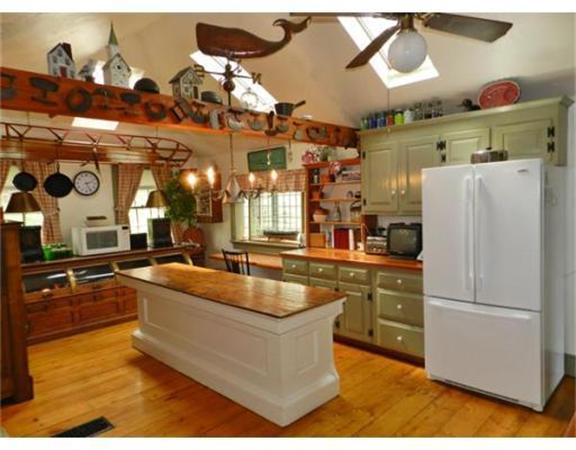 141 Pilgrim Road Marshfield, MA 02050 - Photo 10 of 27 Gallery Image 10