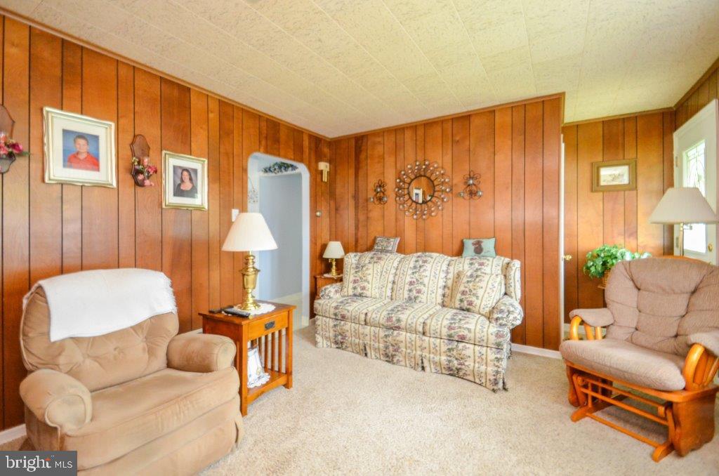 1942 Weilers Road Alburtis, PA 18011 - Photo 5 of 24 Gallery Image 5