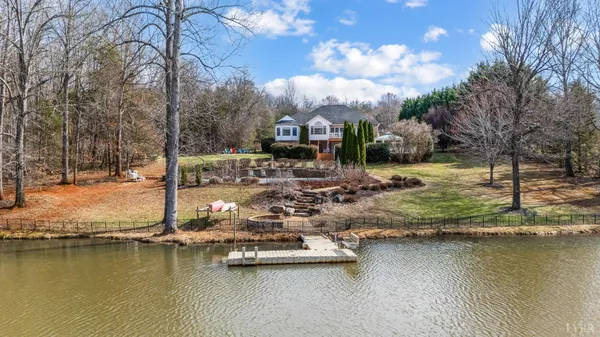 $825,000 | 378 Tusculum Lane East, Amherst, VA 24521