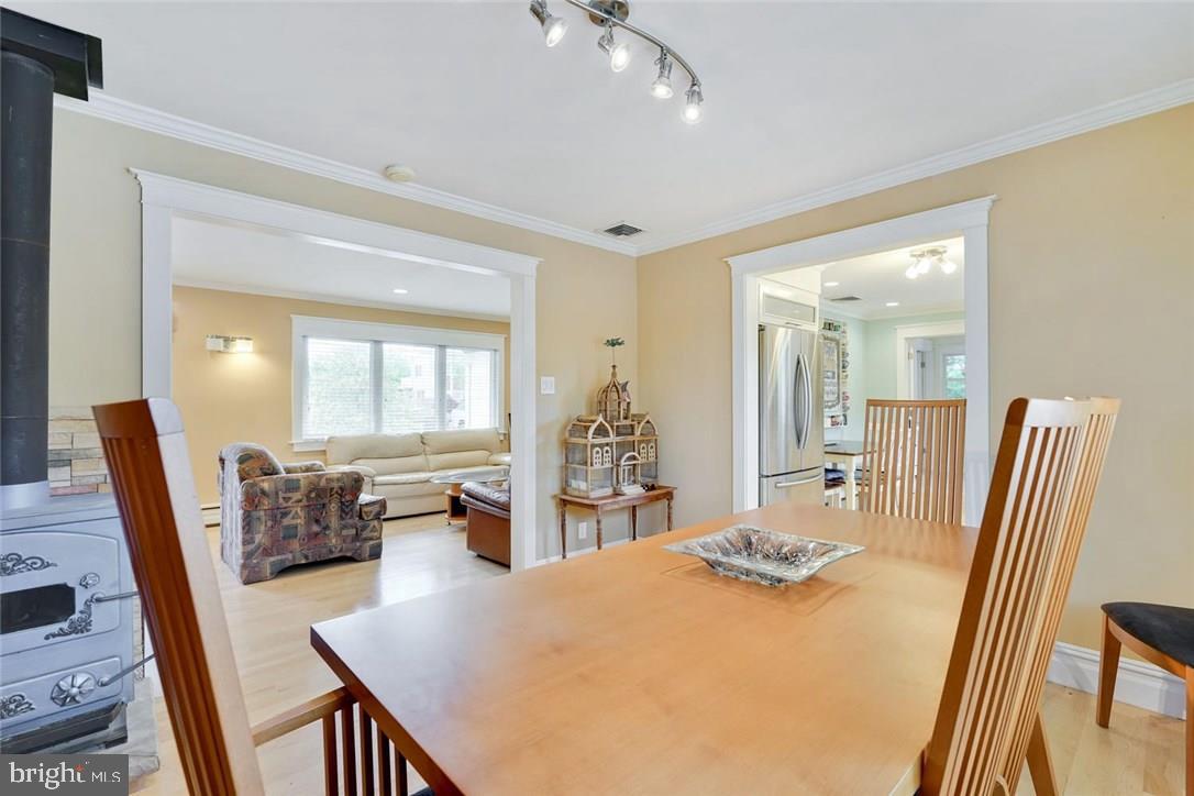 11 Cove Road West Bayville, NJ 08721 - Photo 13 of 36 Gallery Image 13