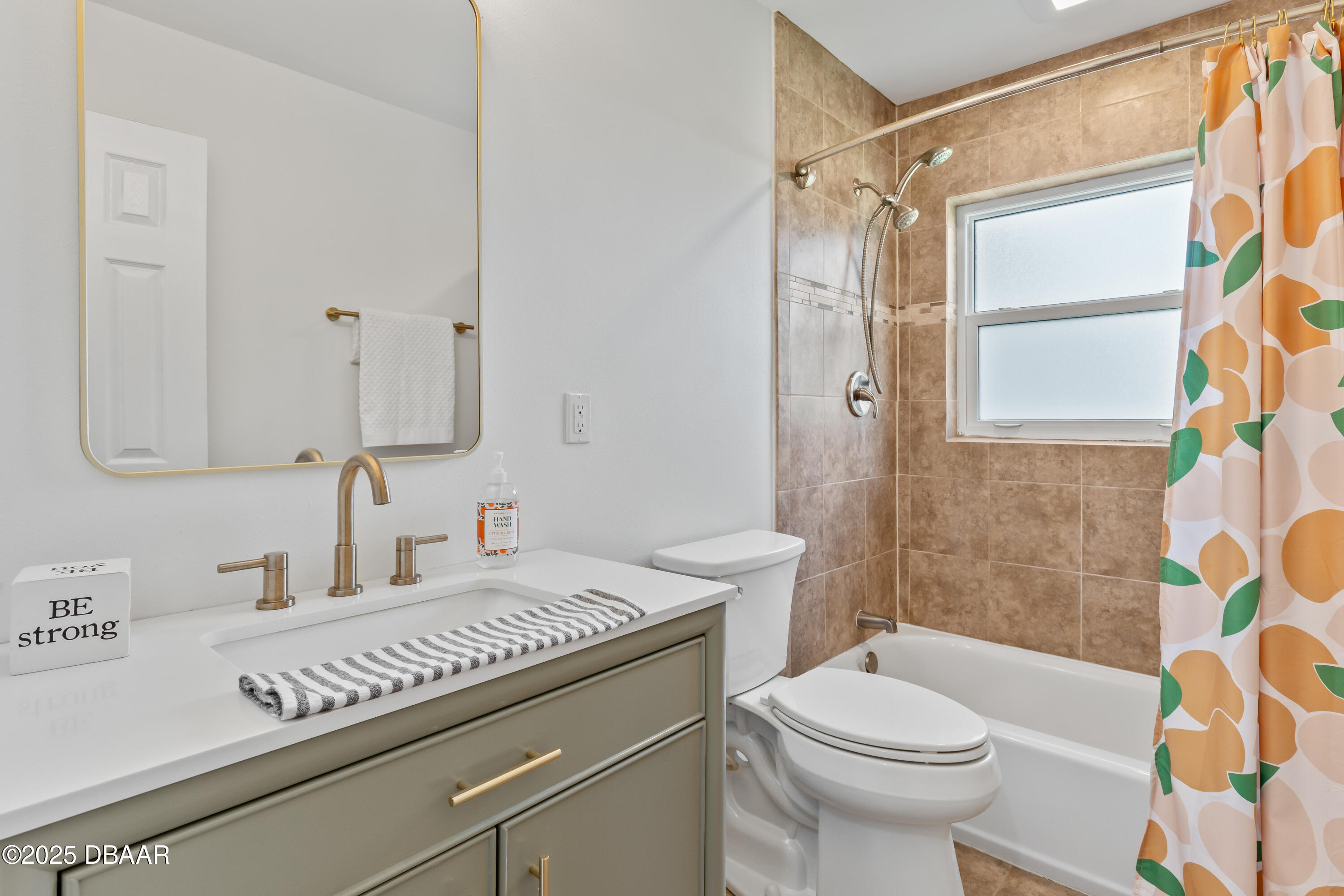 141 Reef Road South Daytona, FL 32119 - Photo 15 of 48 KBRE9732