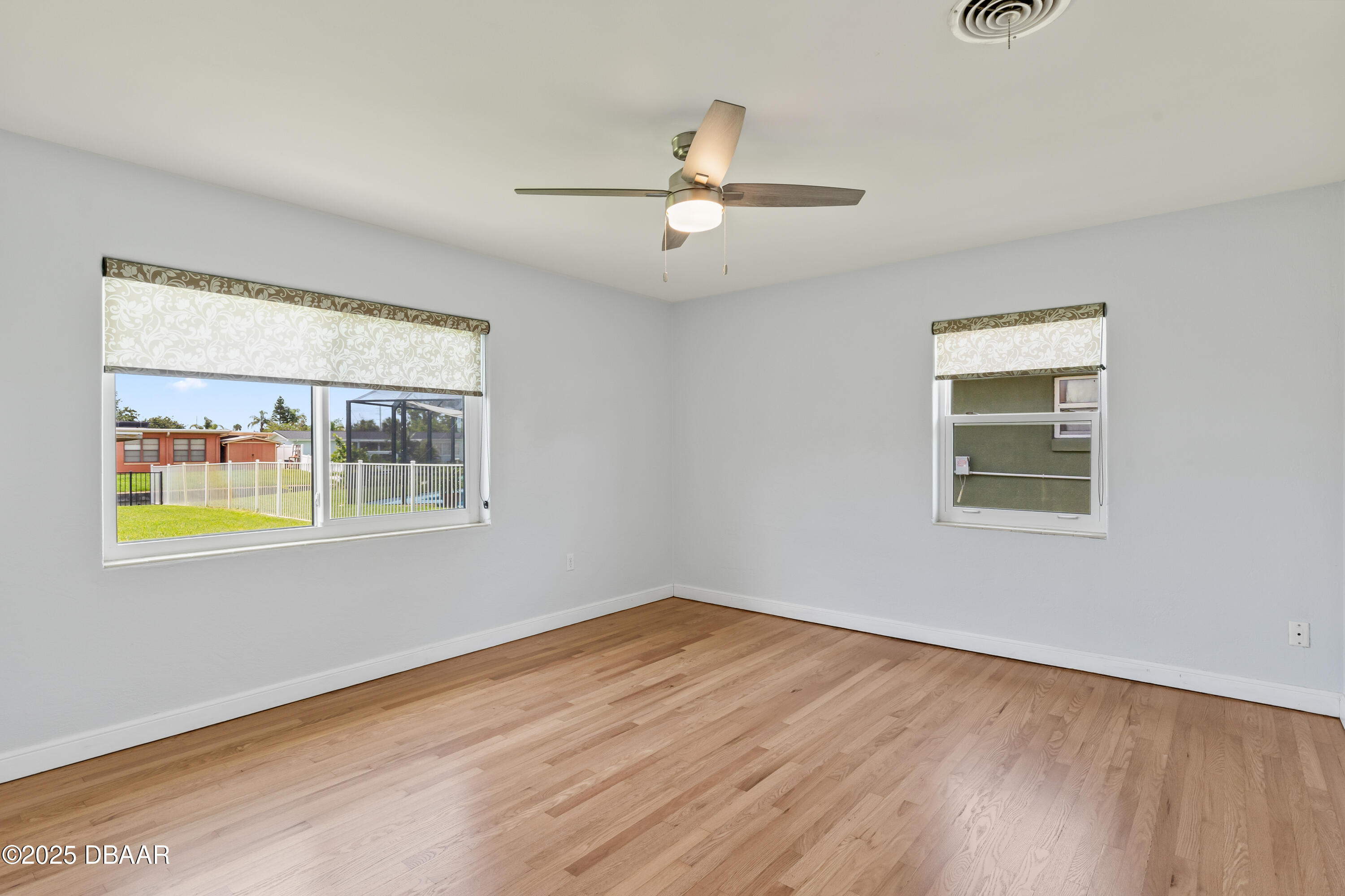 141 Reef Road South Daytona, FL 32119 - Photo 16 of 48 KBRE9749